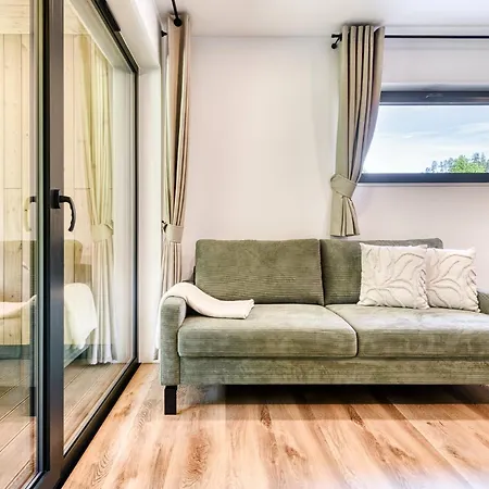 בית נופש Bsundrix Tiny Homes בלודנץ